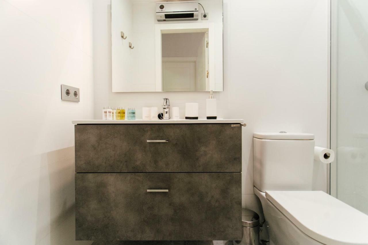 Minimalism And Modern- 2Bd 1Bth- Las Setas Севилья Экстерьер фото